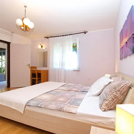 Apartamento Nevenka 1482 Medulin