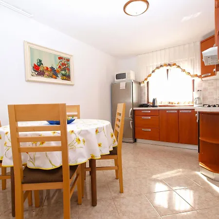 Nevenka 1482 Apartamento Medulin